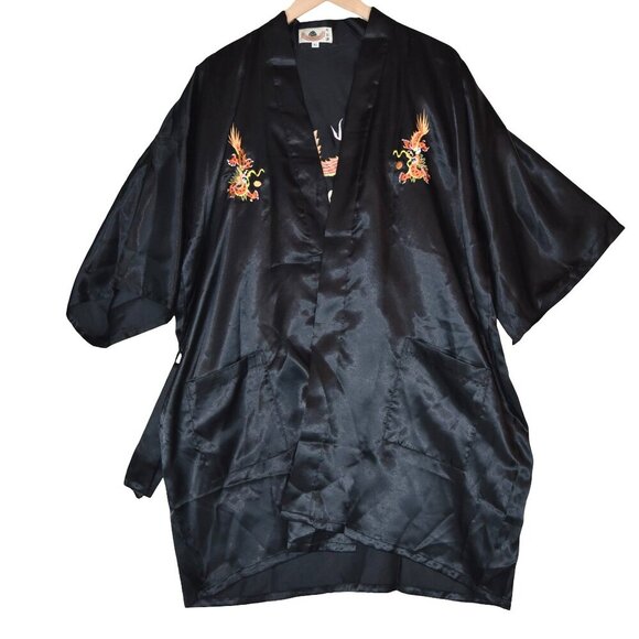 Vintage NWT Black Dragon Robe Size XL Embroidered Satin Kimono Style - Picture 5 of 7